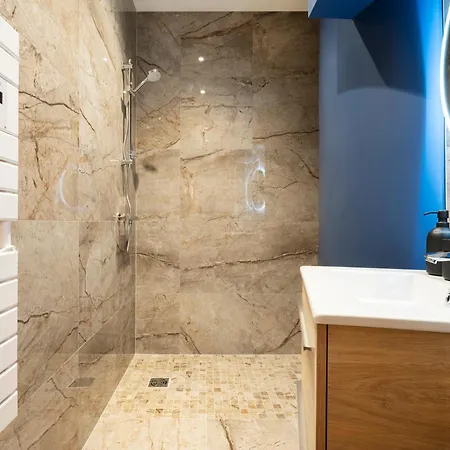 Romance Au Bord De L'eau * Metz