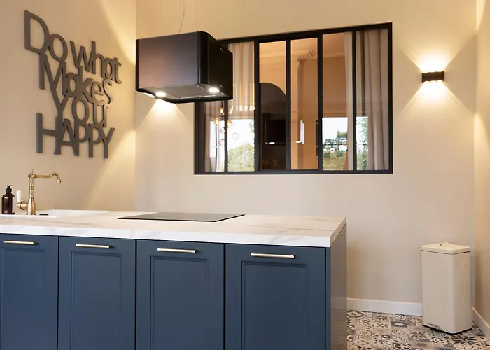 Romance Au Bord De L'eau