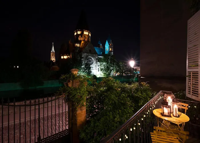 Romance Au Bord De L'eau *